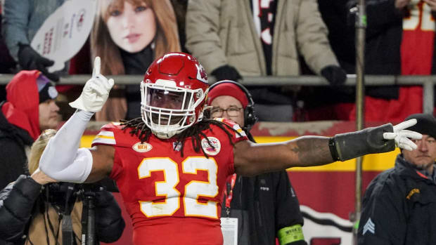 Kansas City Chiefs linebacker Nick Bolton (32) celebrates after a play against the Cincinnati Bengals during the game at GEHA Field at Arrowhead Stadium.
